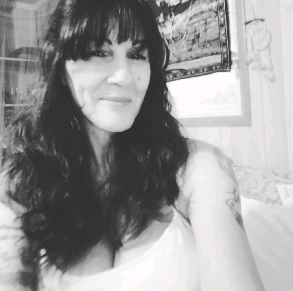 Meet your Posher, Monica